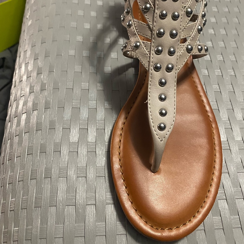Sandals - Picture 3 of 5